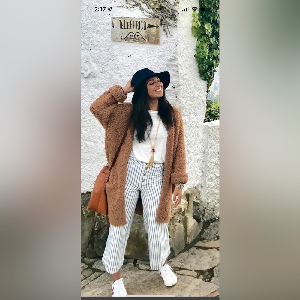 Madewell striped, cropped, wide leg pants! Great condition, barely worn.